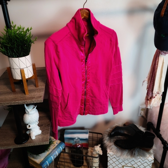 lululemon athletica Jackets & Blazers - LULULEMON 🌺HOT PINK MOGUL JACKET